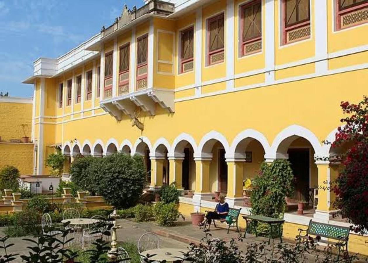Bhanwar Vilas Palace Karauli Exterior photo