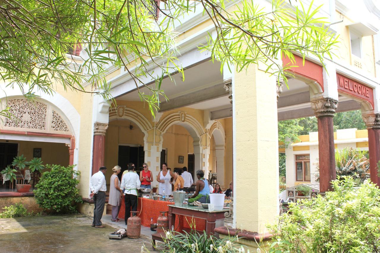 Bhanwar Vilas Palace Karauli Exterior photo